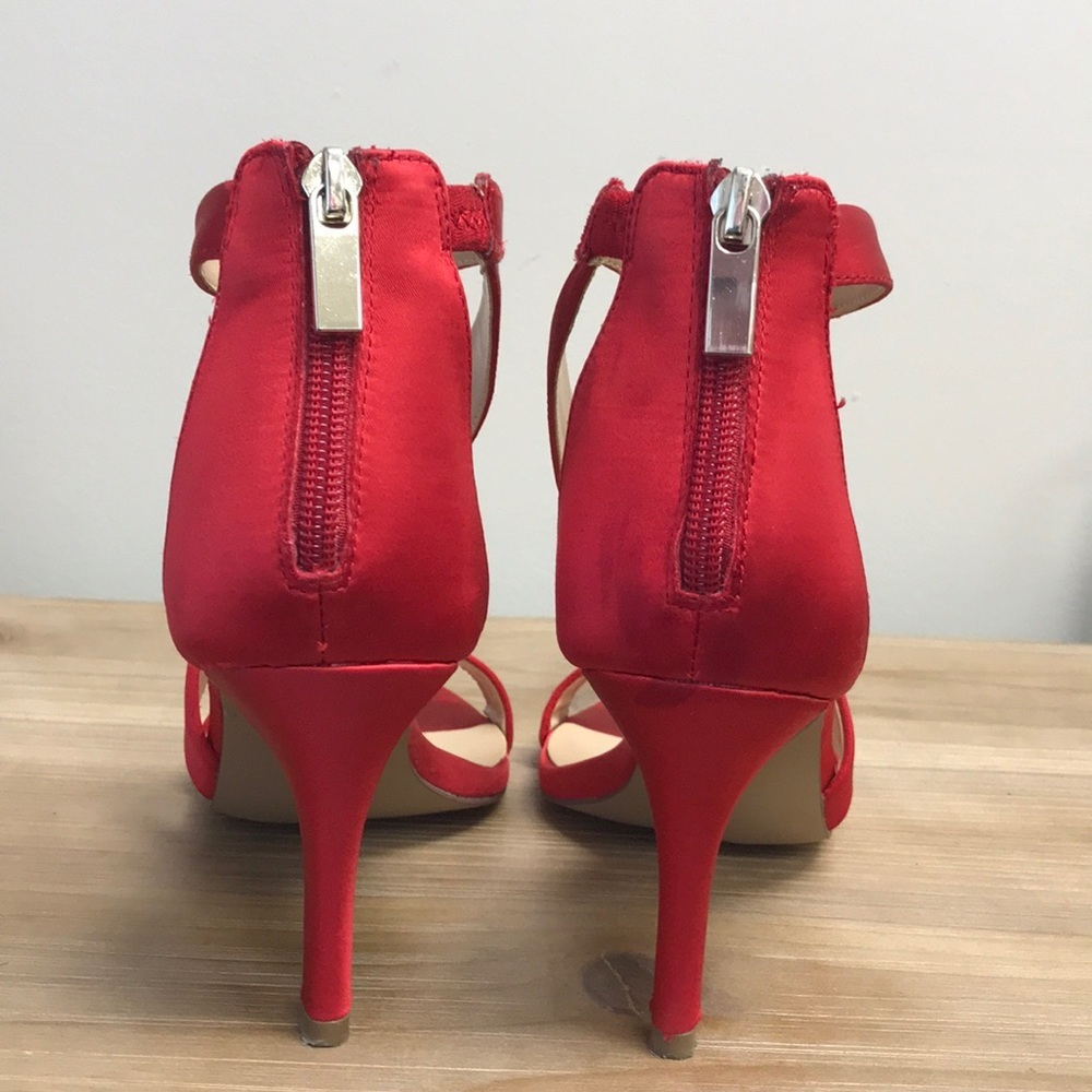 Expression Red Sandals - Picture 5 of 6